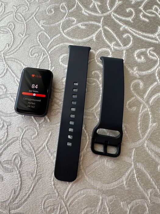 Samsung Galaxy A55 5G va Galaxy Fit3