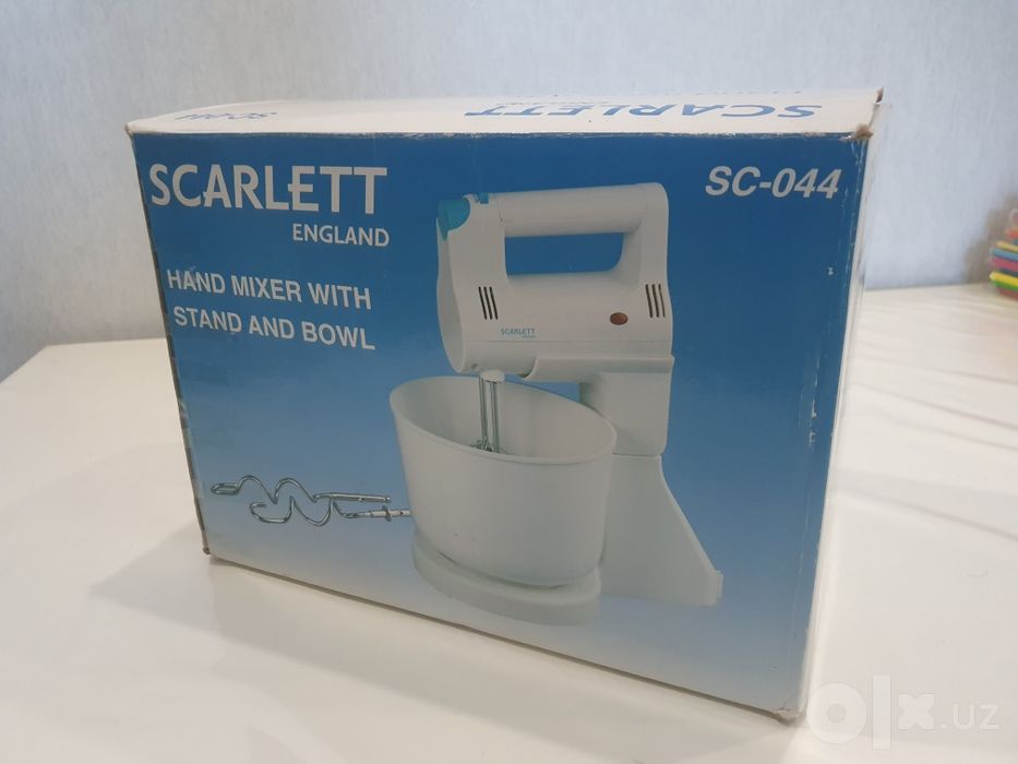 Продаю ручной миксер Scarlett SC-044
