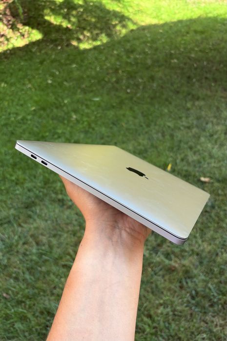 macbook pro 13 2017 second hand si noi de vanzare • Anunturi • OLX.ro