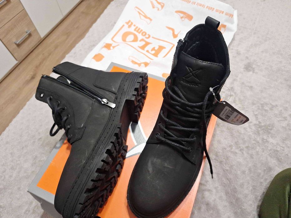 Нови мъжки зимни обувки, естественна кожа  43 номер, KINETIX