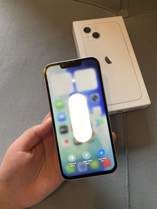 iPhone 13 256гб в отличном состоянии