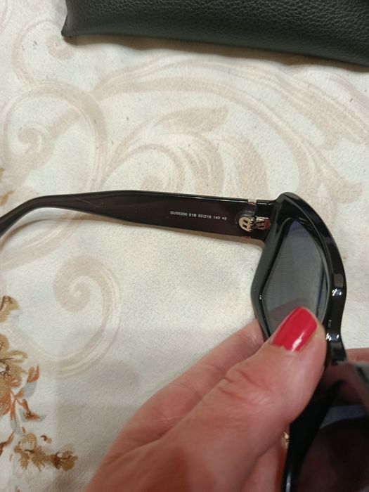 Дамски слънчеви очила Guess