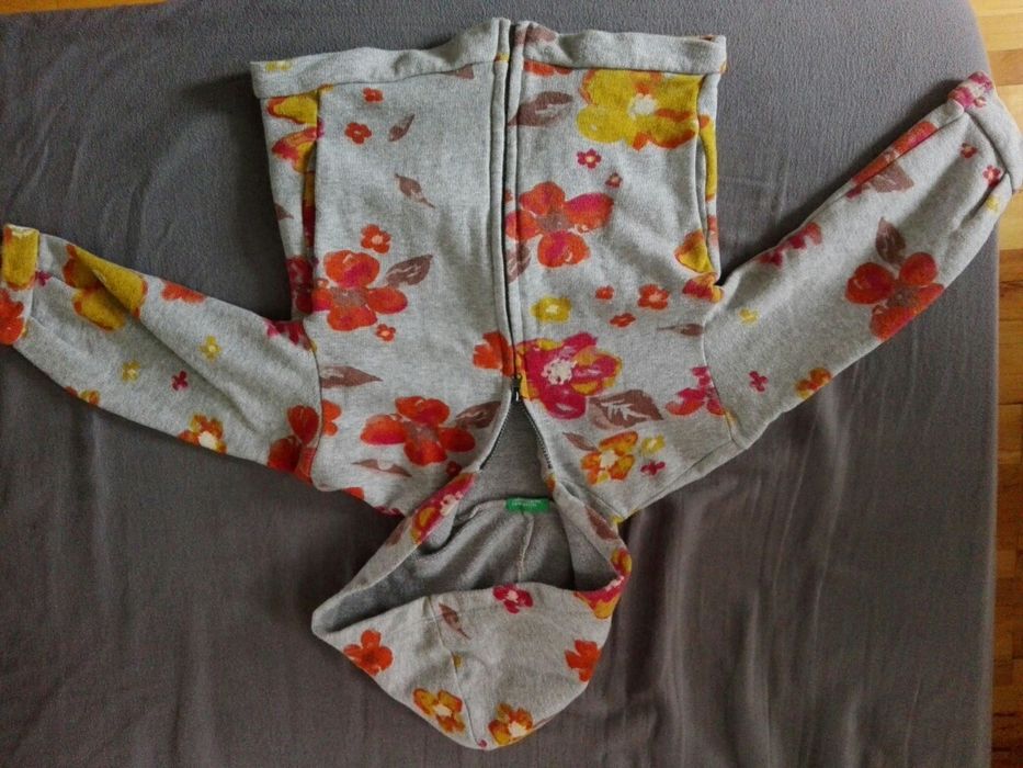 Benetton суичър Бенетон суичър