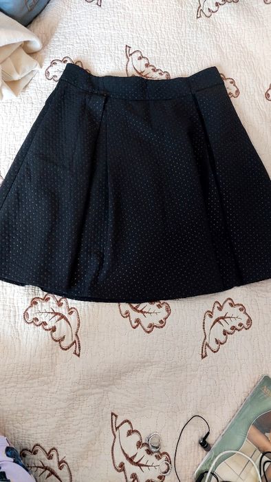 Продаётся раскляшённая  юбка на замочке