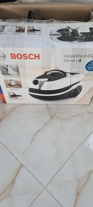 Aspirator Bosch seria 4 cu spălare