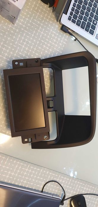 Монитор + рамка: Волво ХС60, 2010 г. ОРИГИНАЛ