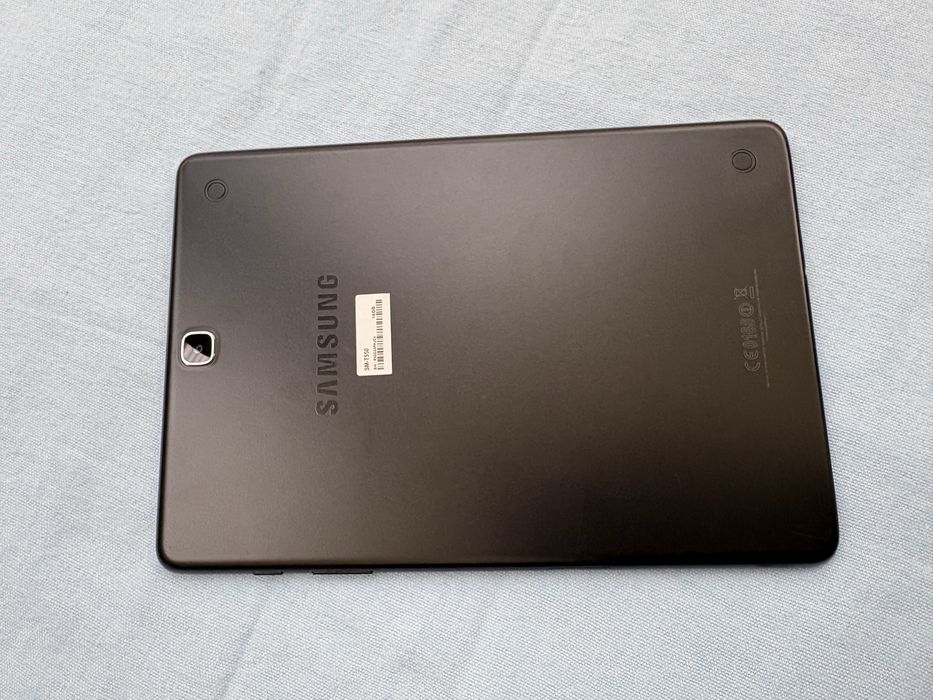 Tabletă Samsung Galaxy Tab A 9.7 (SM-T550), 16GB, Wi-Fi, ecran 9.7", stare foarte bună