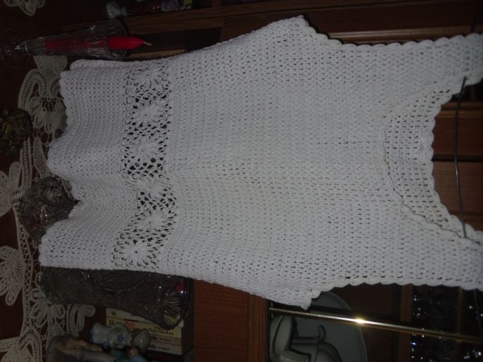 bluza -vesta crosetata ,tip dantela