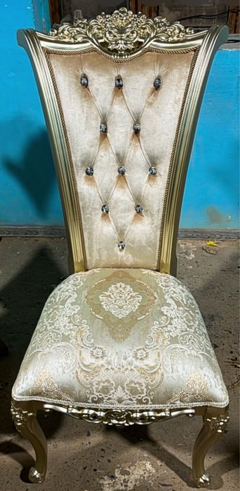 Stol stullar mehmonxona va zal uchun