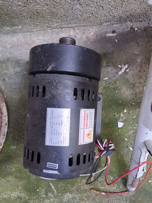 Електромотор за бягаща пътека.