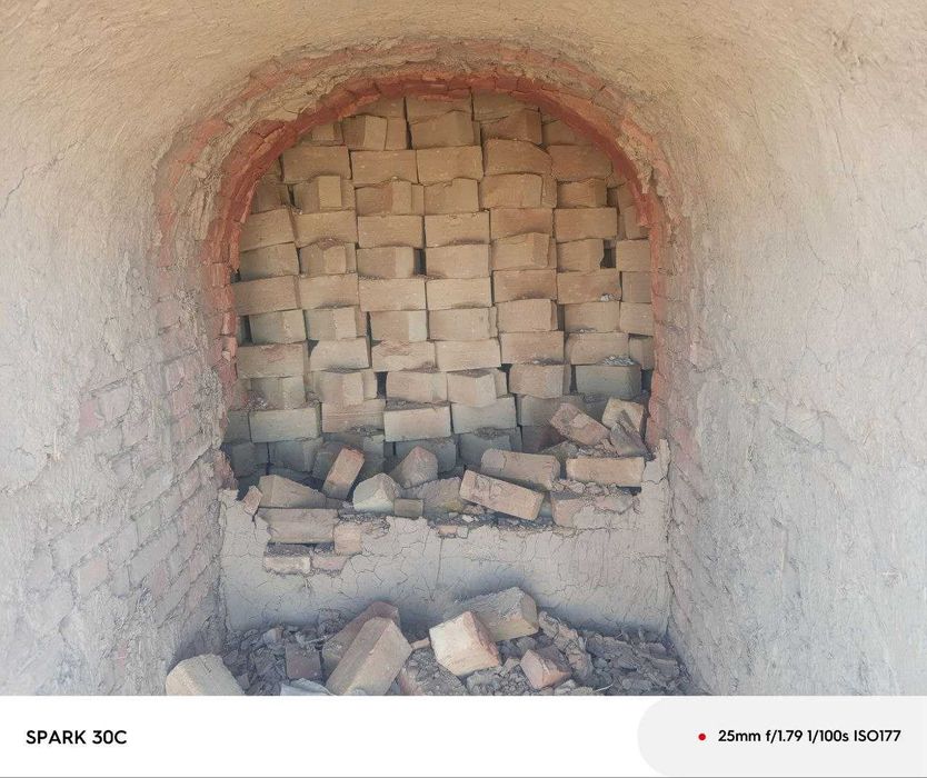 Пишган гиштлар полтара ва хом