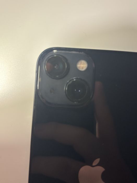Apple Iphone 13.