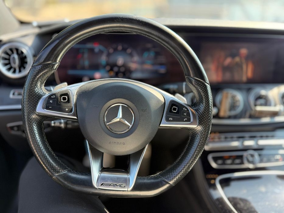 Mercedes Benz E 220D AMG Automat Piele Distronic Navi 2018 km reali!!