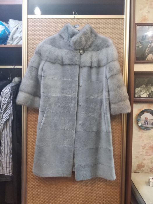 Шуба из голубой норки