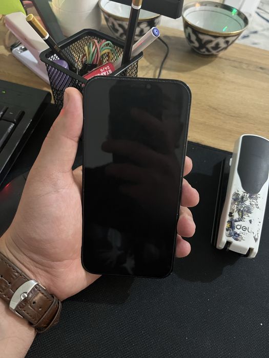 Iphon 12 pro с гарантия