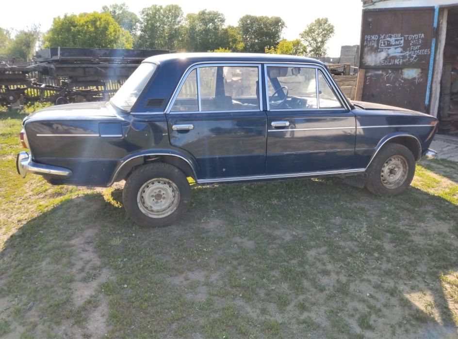 Продается ВАЗ 2103 жигули