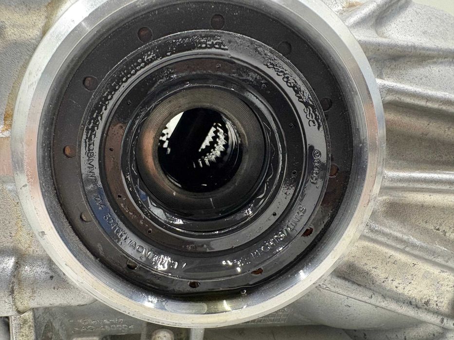 Заден диференциал БМВ Г42 Г20 Г21 Г22 Г23 Предавателно число 2,81