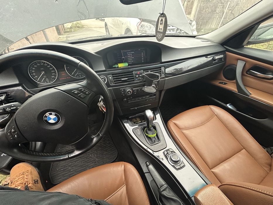 Bmw E90 Lci 2011