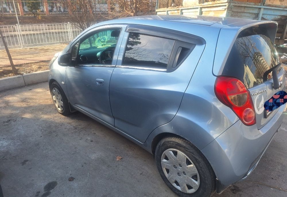 Срочно продам Spark 2014г.