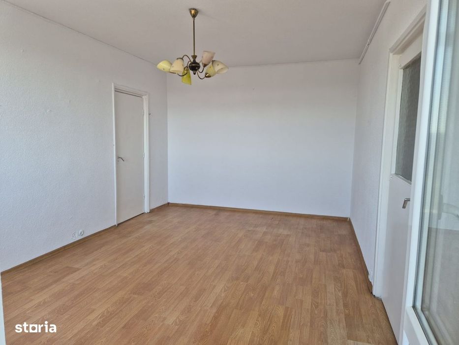METROU 1 MAI apartament 2 camere FARA RISC SEISMIC - se accepta credit - Vedere 5