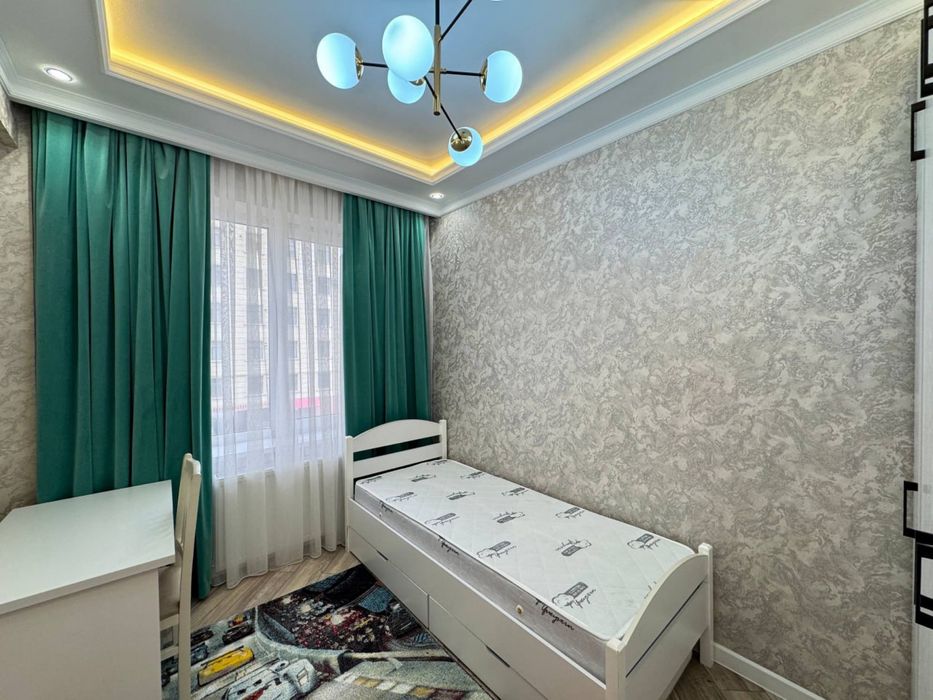 Продаётся 3х комнатная квартира на 2 - этаже