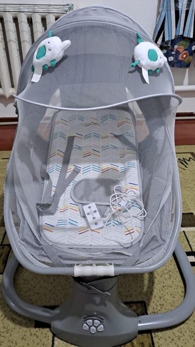 Продам шезлонг 20к