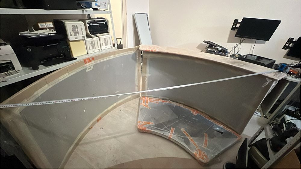 Ресепшен стол администратора