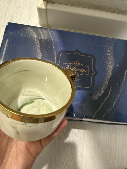 Набор кружек с тарелочками