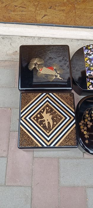 Шкатулки ЯПОНИЯ вазы .