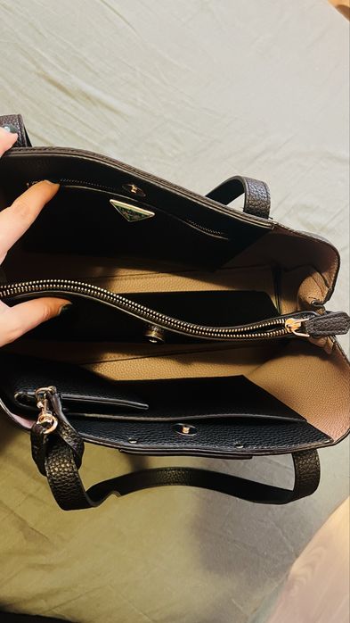 Дамска чанта Guess + портмоне