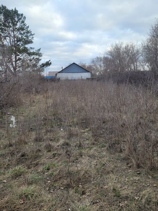 Продам участок вдоль дороги