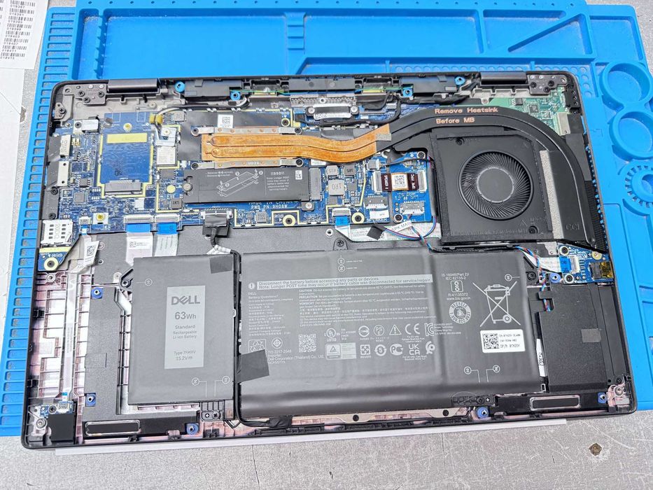 Реновиран лаптоп Dell Latitude 7520 15.6" touch i5-1145G7 16GB 510GB клас А с Гаранция