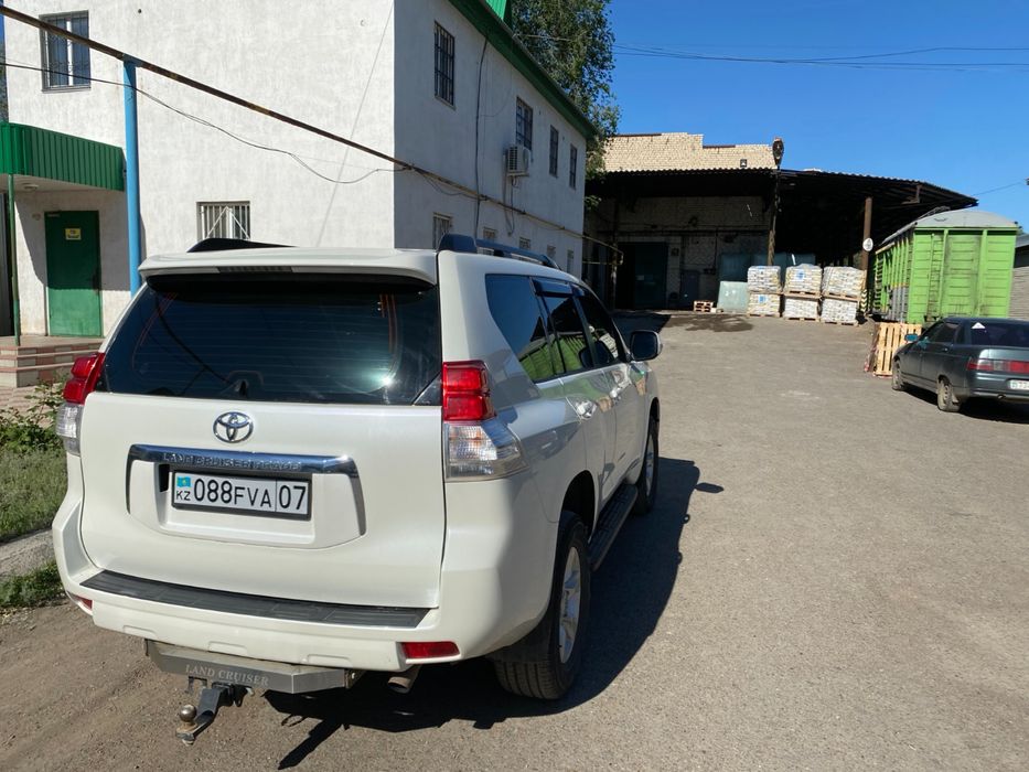 Продам Toyota Land Cruiser Prado