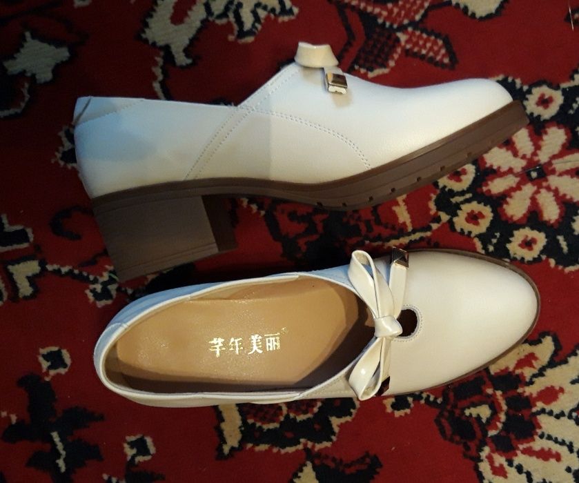 Женские туфли модельные