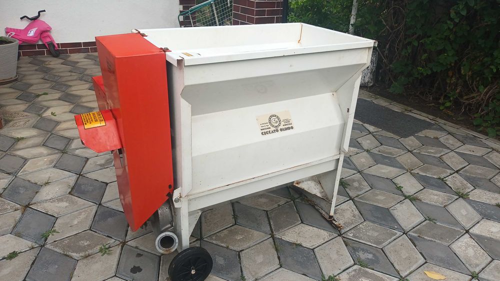Desciorchinător - Zdrobitor struguri CICCATO OLINDO Italia, 220V