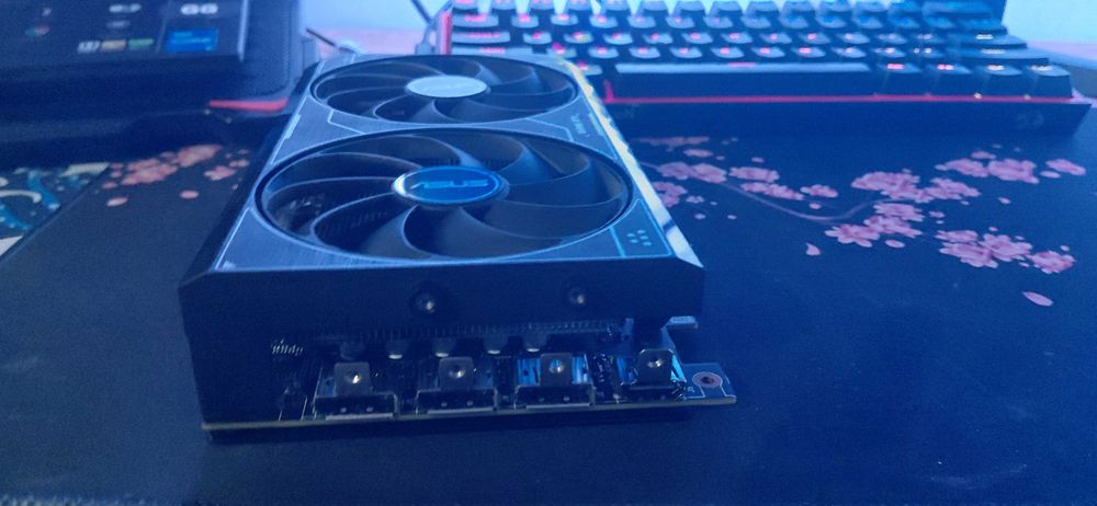 ASUS GeForce RTX 4060 8GB – Placă video – Netestată