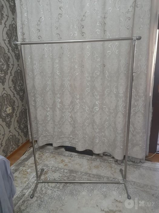 Вешалка  новая .150 т.с.
