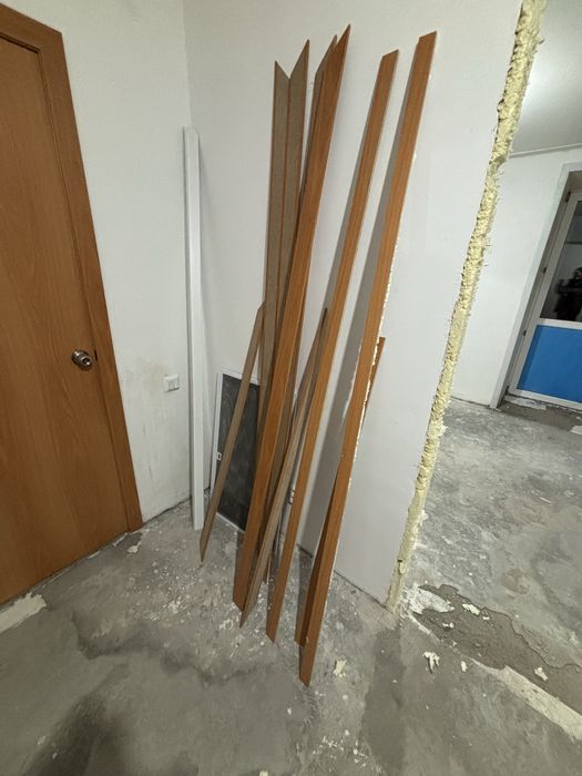 Двери межкомнатные б/у