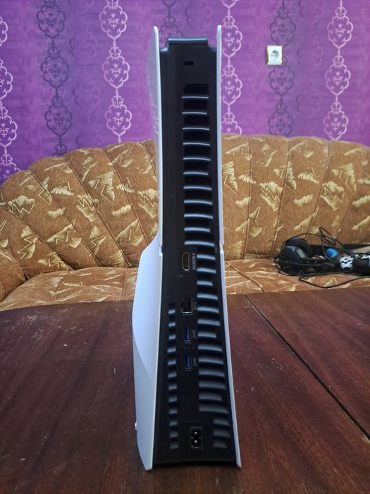 Playstation 5 Slim (Disc Edition)