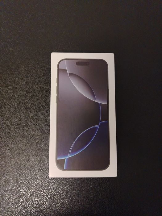 Продаю Айфон 16 про макс