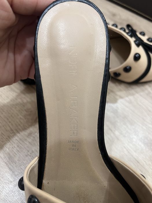 Женские босоножки