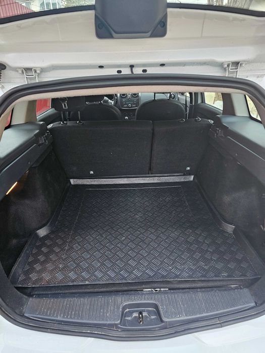 De vanzare Dacia Logan MCV  1.0