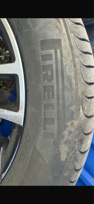 Продам диски и резину r18 5x114.3