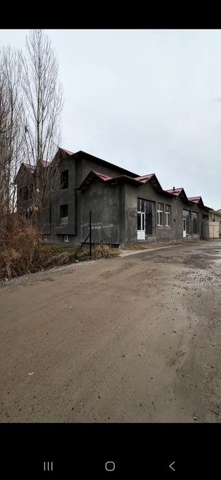 Zangiota tumani Raysentrda uchastka sotiladi srochnosotiladi