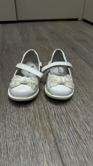 Продам обувь детская в отличном состояни