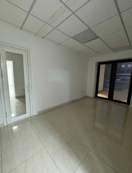 Помещение с арендатором ул. Кичик Халка Йули, 1-линия