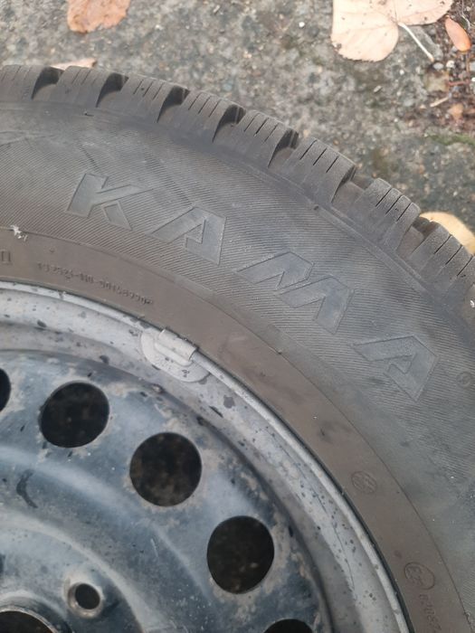 Зимни гуми с джанти за ауди А4