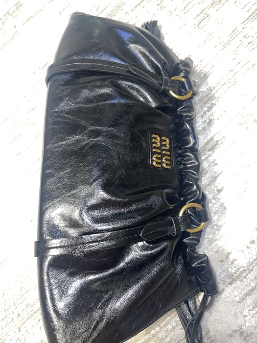 Сумка miumiu удобная