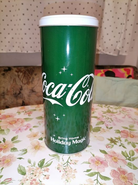 Метални кутии на Coca Cola