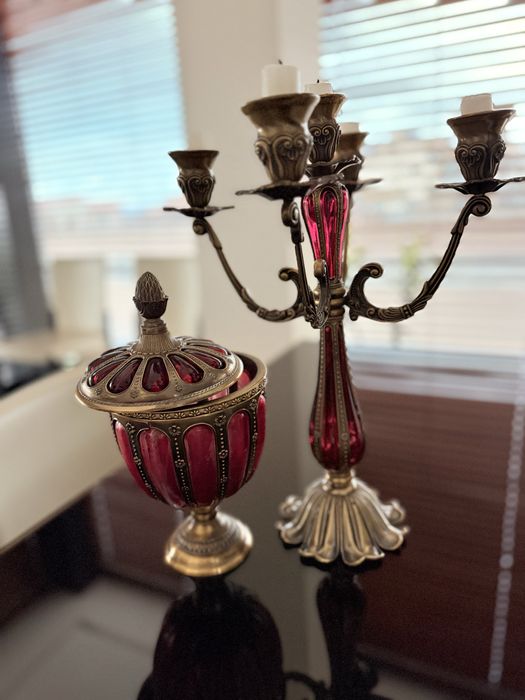 Два комплекта с вази